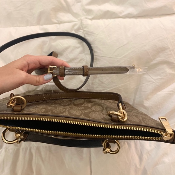 Coach Handbag (new with tags) - Picture 4 of 5